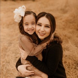 Meet your Posher, Amicaya